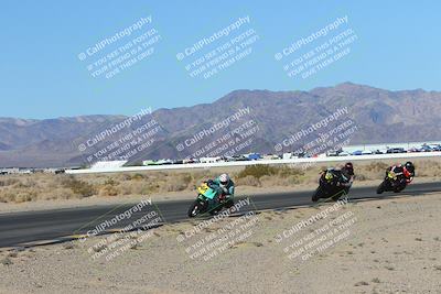 media/Jan-10-2025-CVMA Friday Practice (Fri) [[489e0da257]]/Group 4 and Trackday/Session 2 (Turn 4 Inside)/